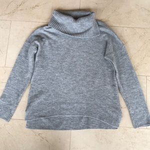 Banana republic sweater
